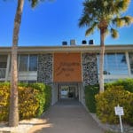 Kingston Arms in Lido Key Condos Entrance