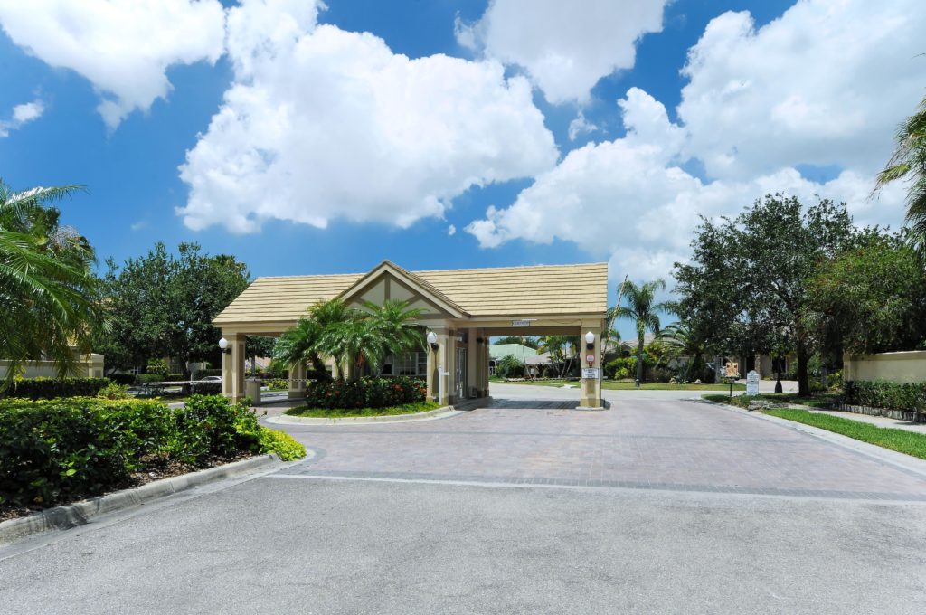 Laurel Lakes in Sarasota Gated Community