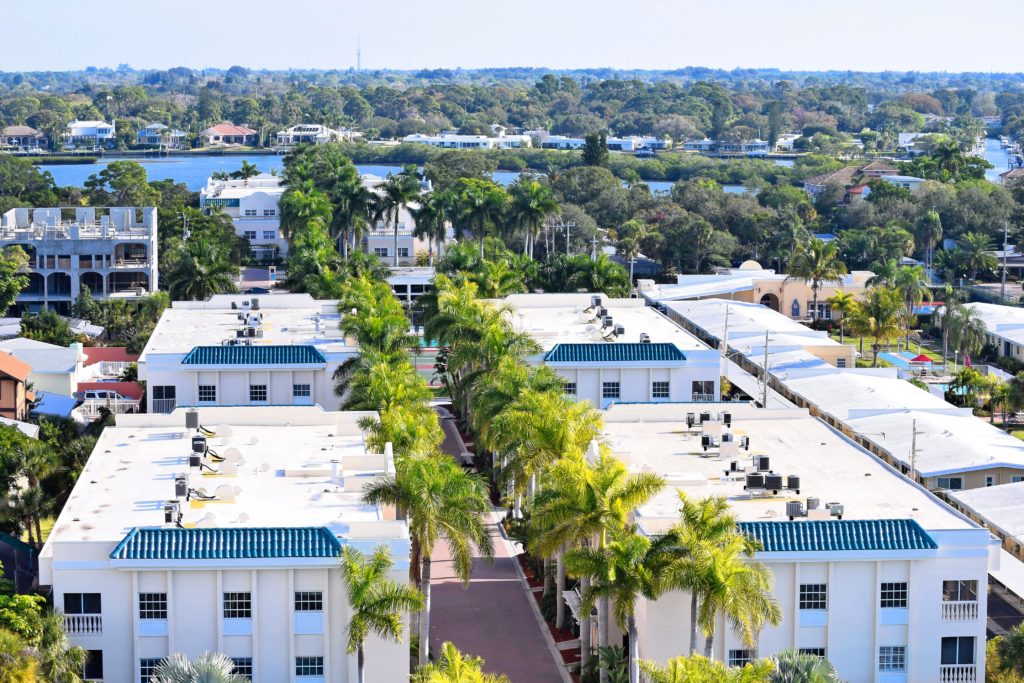 Palm Bay Club in Siesta Key Bayside Condos for Sale 4