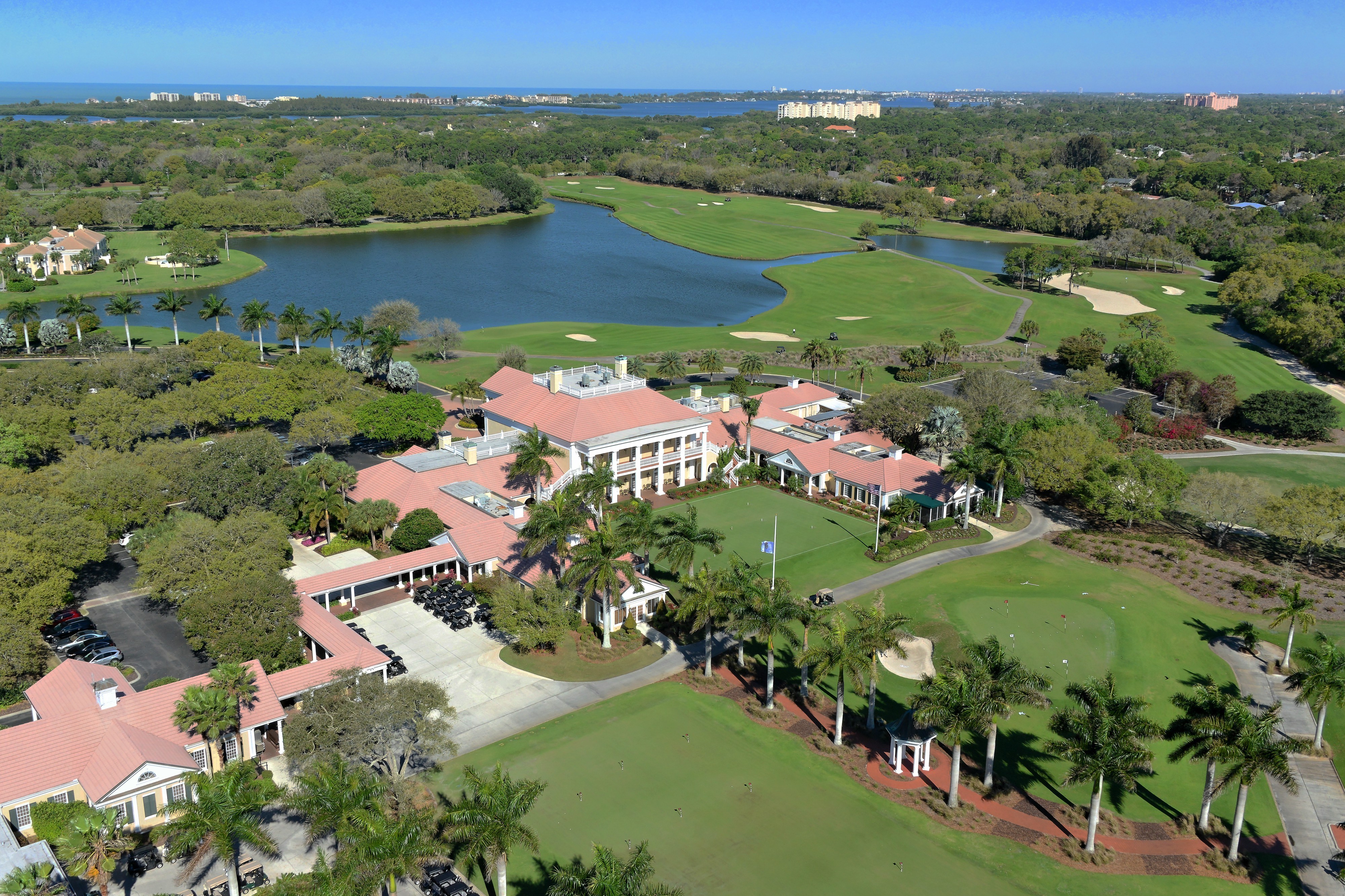 Oaks Golf & Country Club in Osprey : Homes, Villas & Condos for Sale
