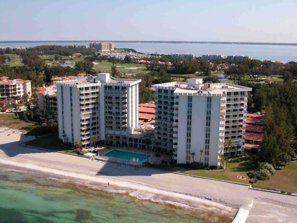 Islander Club Longboat Key offers Beachfront Condos for Sale