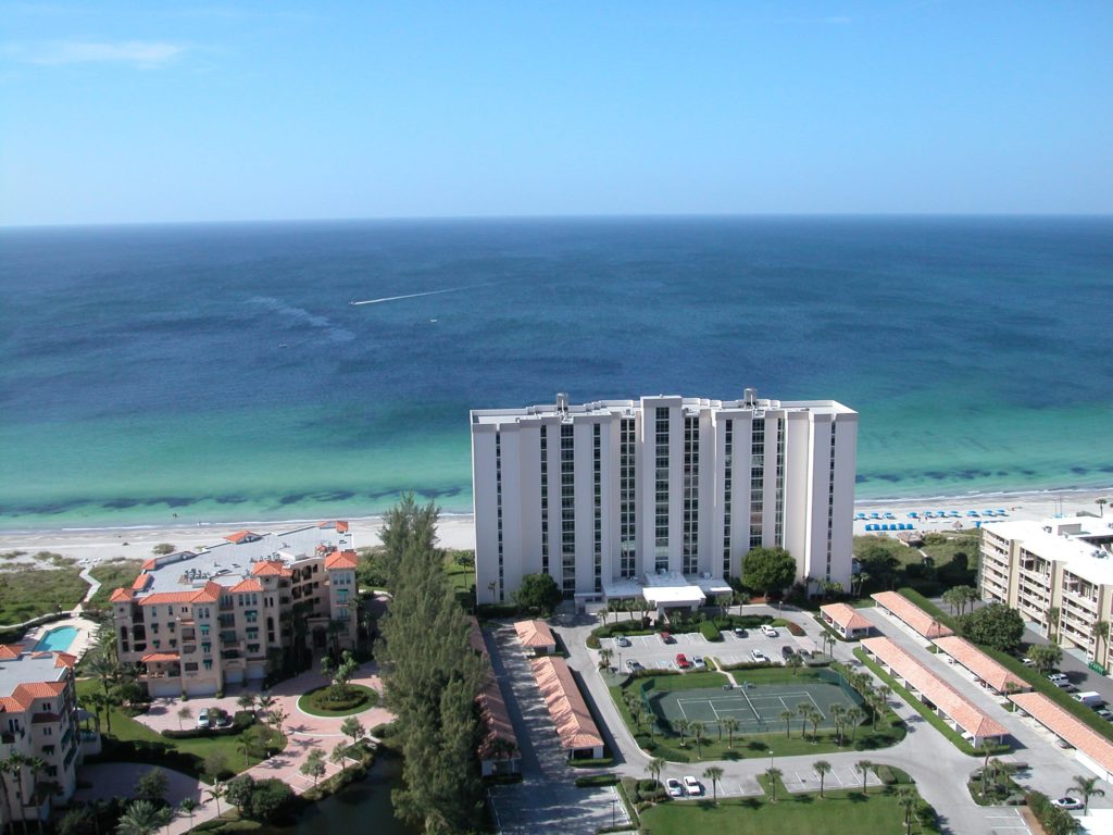 Sea Gate Club in Longboat Key Condos for Sale