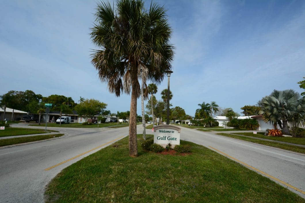 Gulf Gate in Sarasota : Conveniently Located Homes for Sale