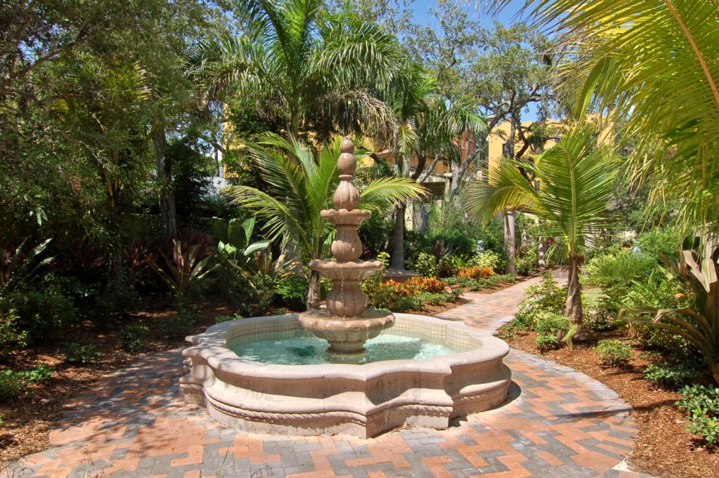 Burns Court Villas in Downtown Sarasota Fountain