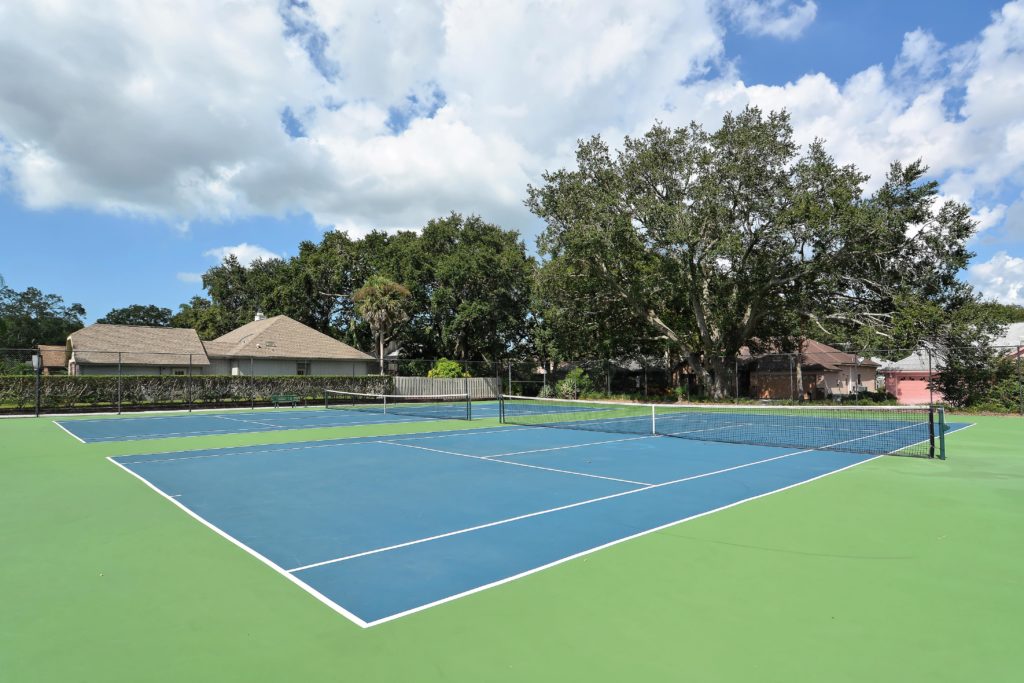 Country Oaks in Sarasota Tennis Courts