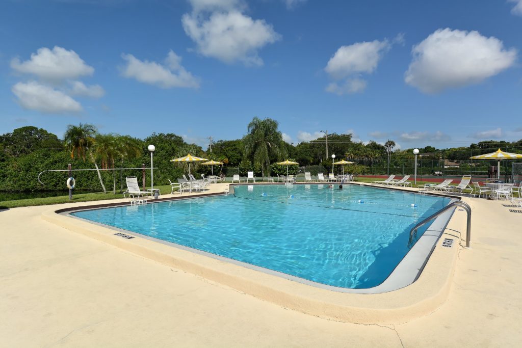 Meadowcroft Bradenton Condos for Sale